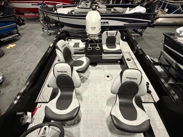 2026 Smoker-craft Excursion 176 alt