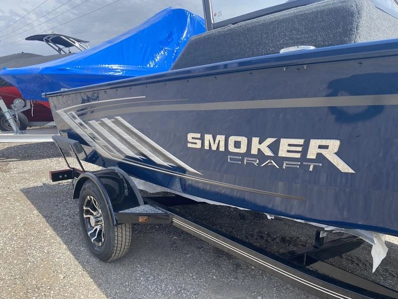 2025 Smoker-craft Excursion 166 Dc alt