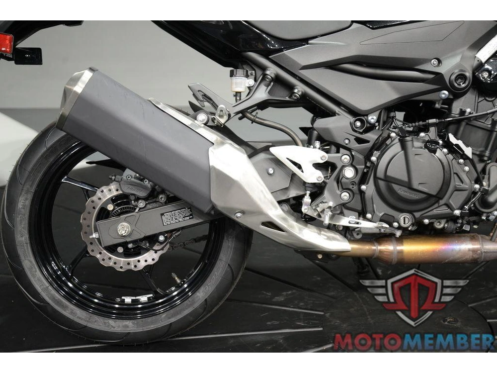 2022 Kawasaki Z400 Abs alt