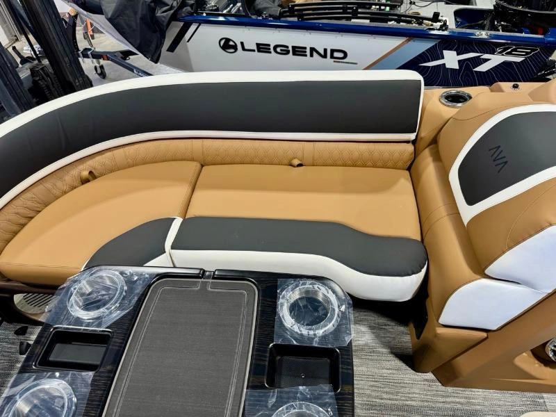 2026 Avalon Catalina Quad Lounger 23 Pieds alt