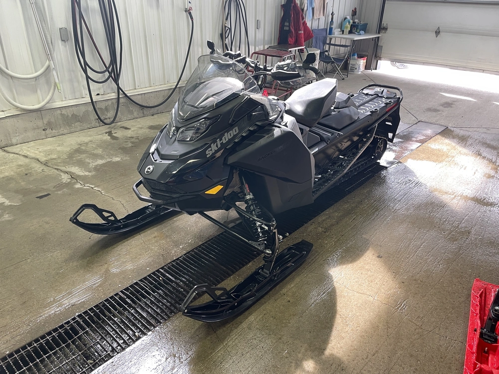 Ski-doo Backcountry Adrenaline 850 Etec 2026 alt