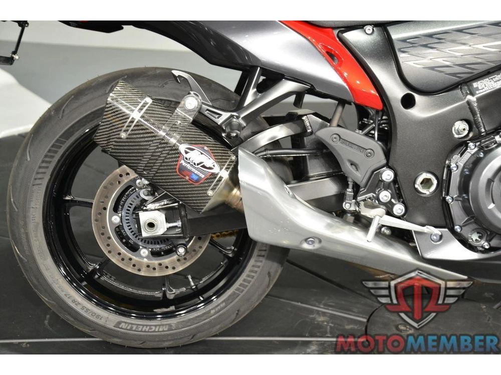 2023 Suzuki Hayabusa alt