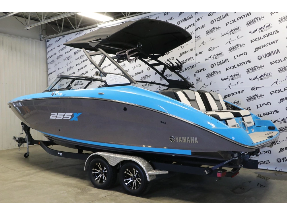 2022 Yamaha 255xd alt