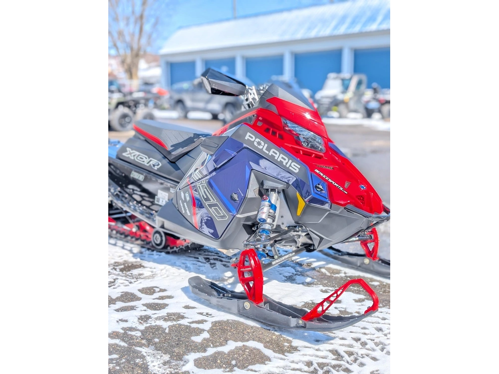 2025 Polaris 650 Indy Xcr 128 🎯 Motoneige Performance Occasion Garantie Cloutée Inspection 1 Proprio Fiable Prête Saison 🟢 alt