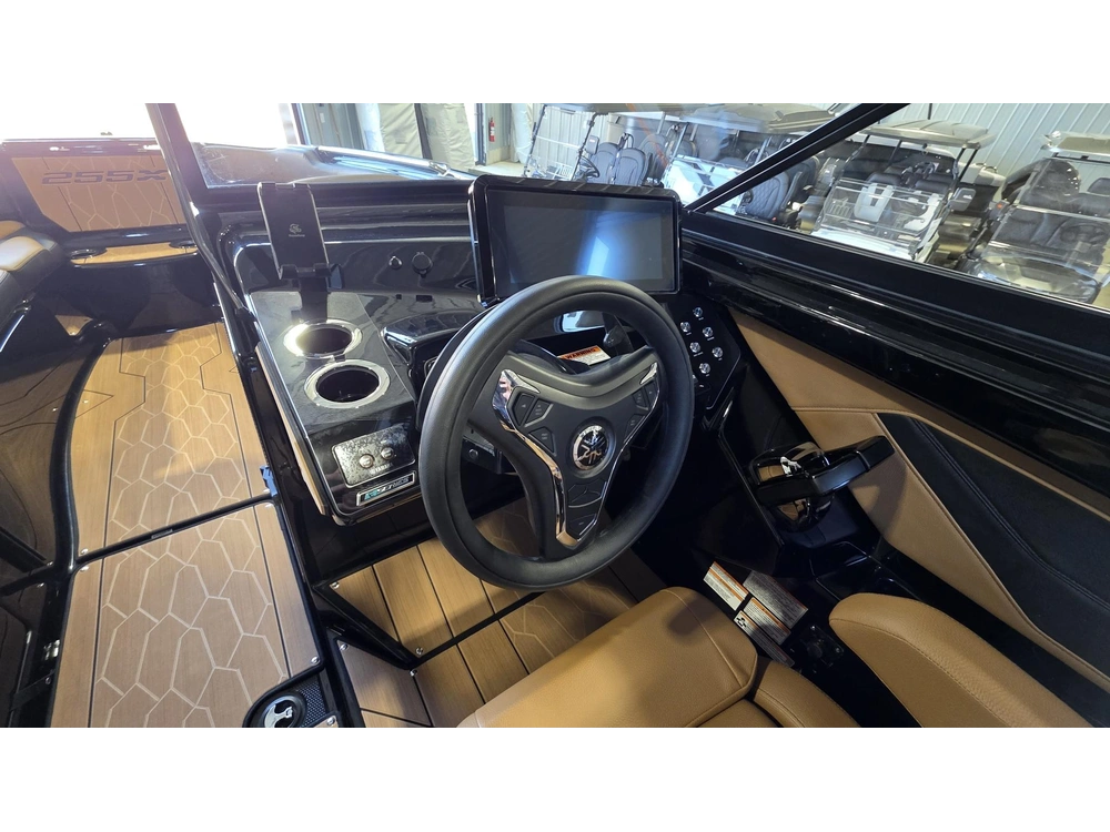 Yamaha 255 Xd 2026 alt