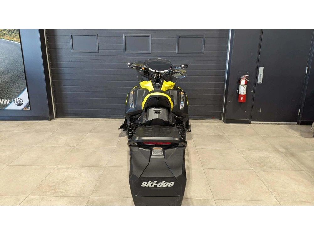 Ski-doo Renegade Adrenaline 900 Used 2021 alt