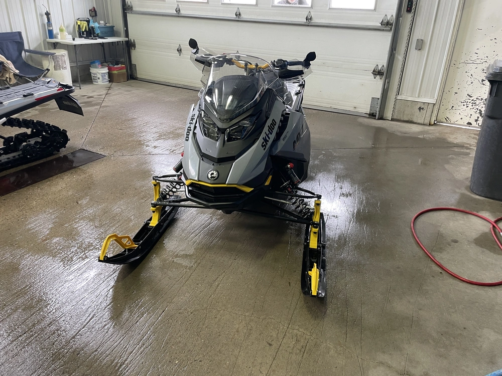 Ski-doo Mxz Blizzard 850 Etec 137" 2025 alt