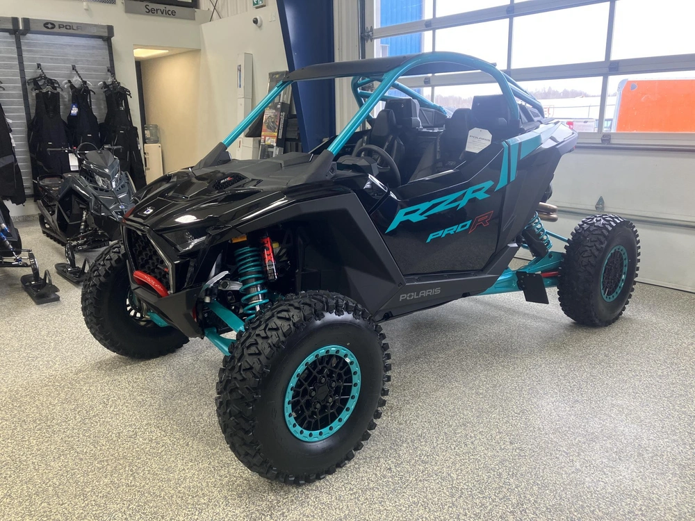 2025 Polaris Rzr Pro R Ultimate alt