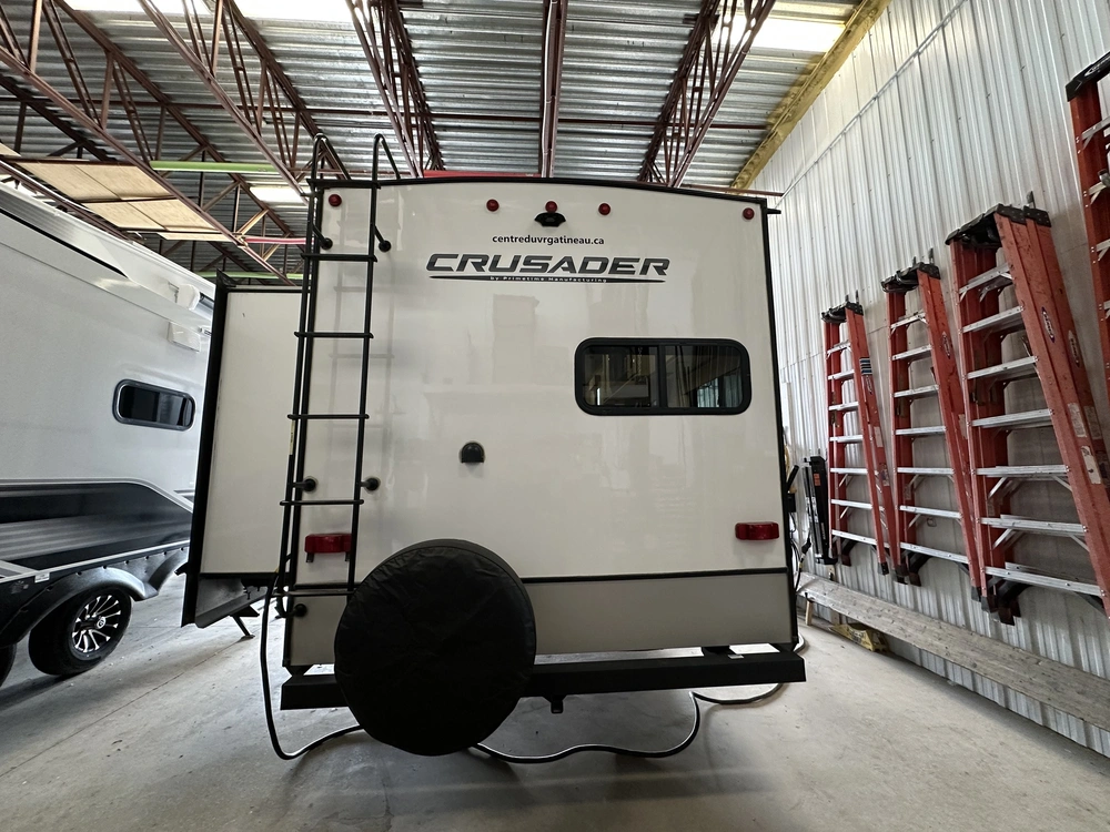 2024 Crusader Arrowhead 265mle alt