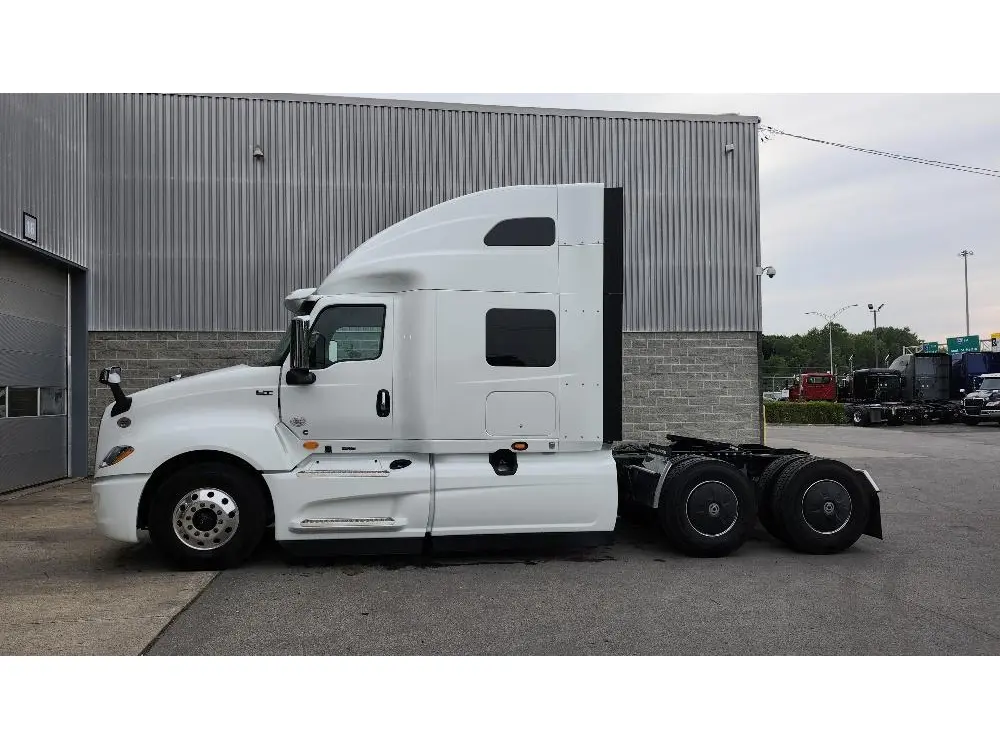 International 2026LT625