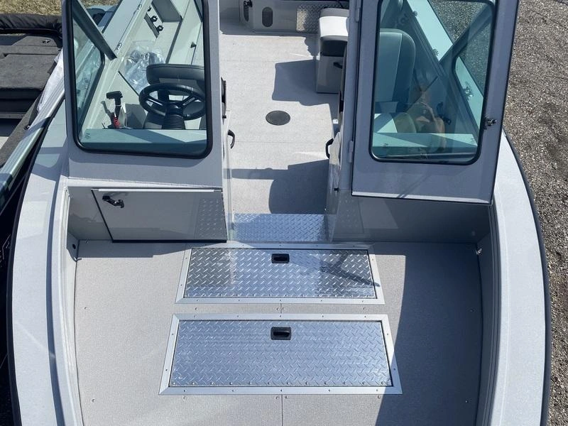2025 Smoker-craft Pro Sportsman 1872 Dc alt