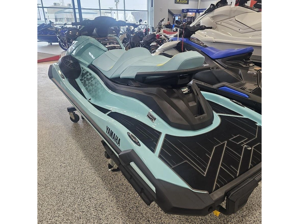 2025 Yamaha Vx Limited Ho alt