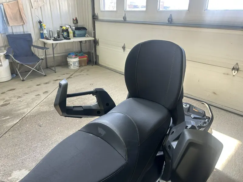 Ski-Doo Grand Touring Sport 600 ACE 2025