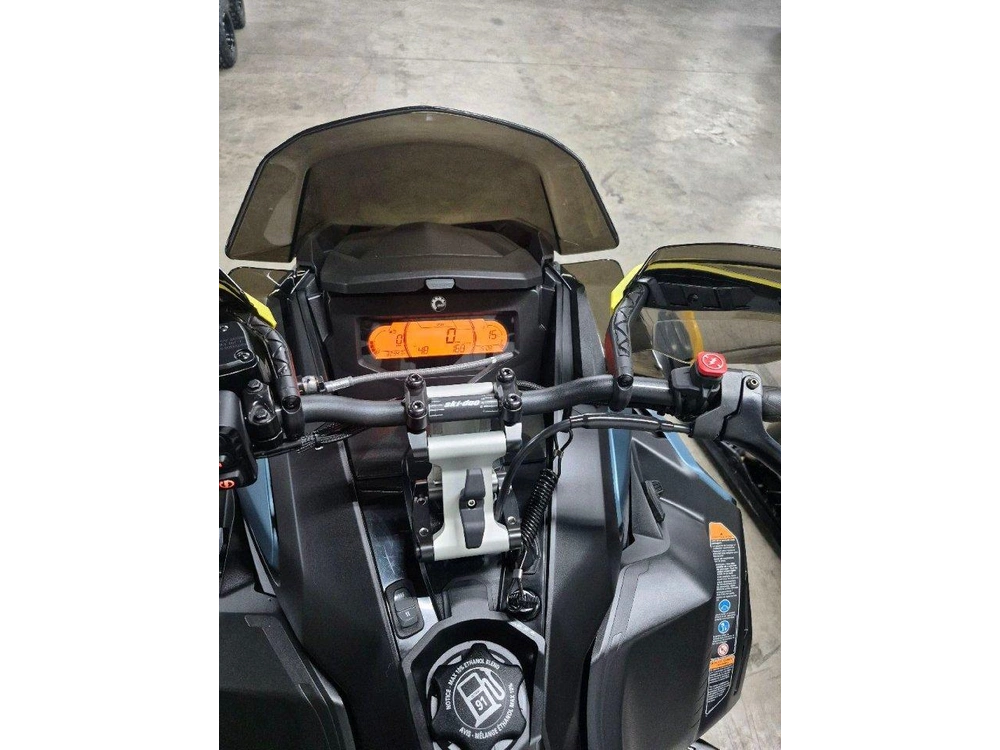 Ski-doo Renegade X-rs 900 Ace Turbo R 2026 alt
