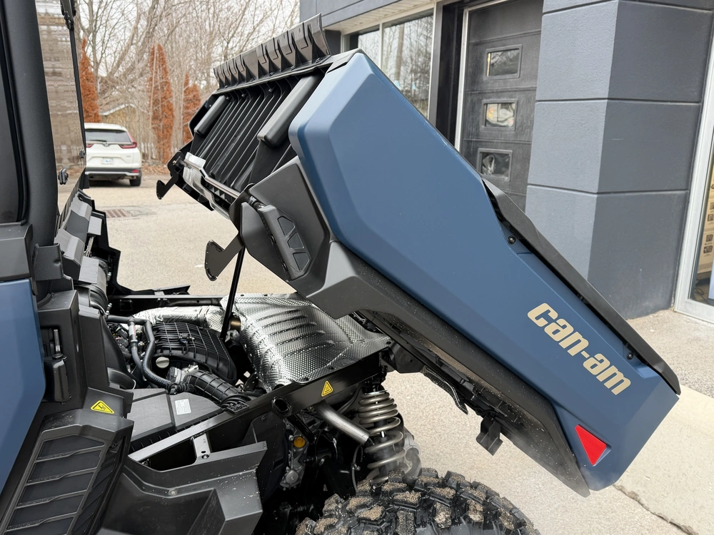 2026 Brp Defender Limited Cab Hd11 (canada) alt