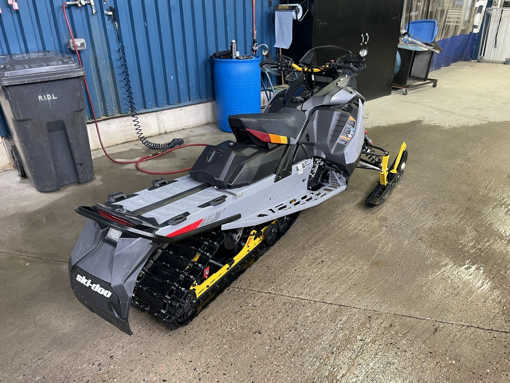 Ski-doo Mxz Blizzard 850 Etec 137" 2025 alt