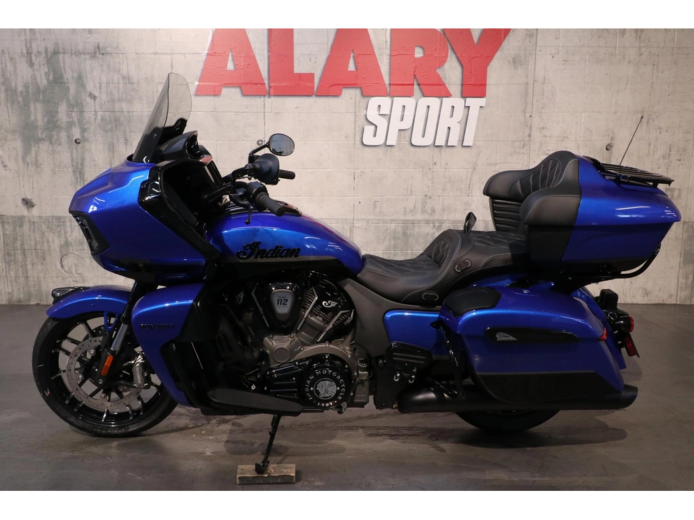 2026 Indian Motorcycle Pursuit Dark Horse 112 & Powerband Audio alt