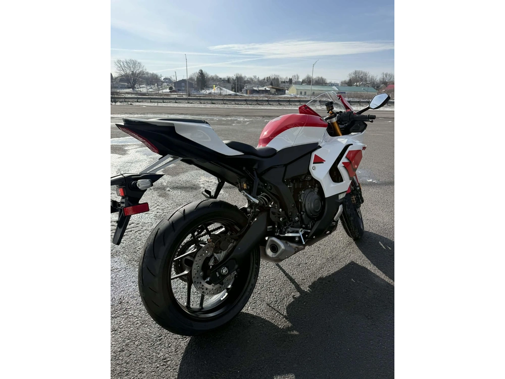 Yamaha Yfz R7 70th Anniversaire 2026 alt