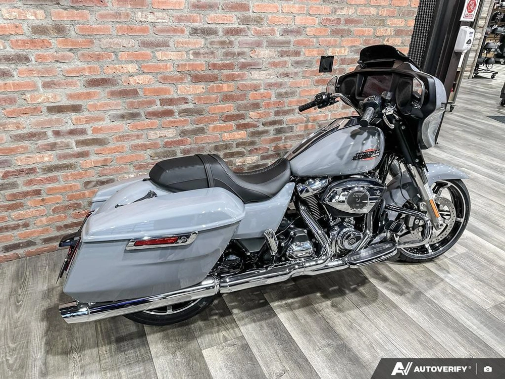 2026 Harley-davidson Street Glide alt