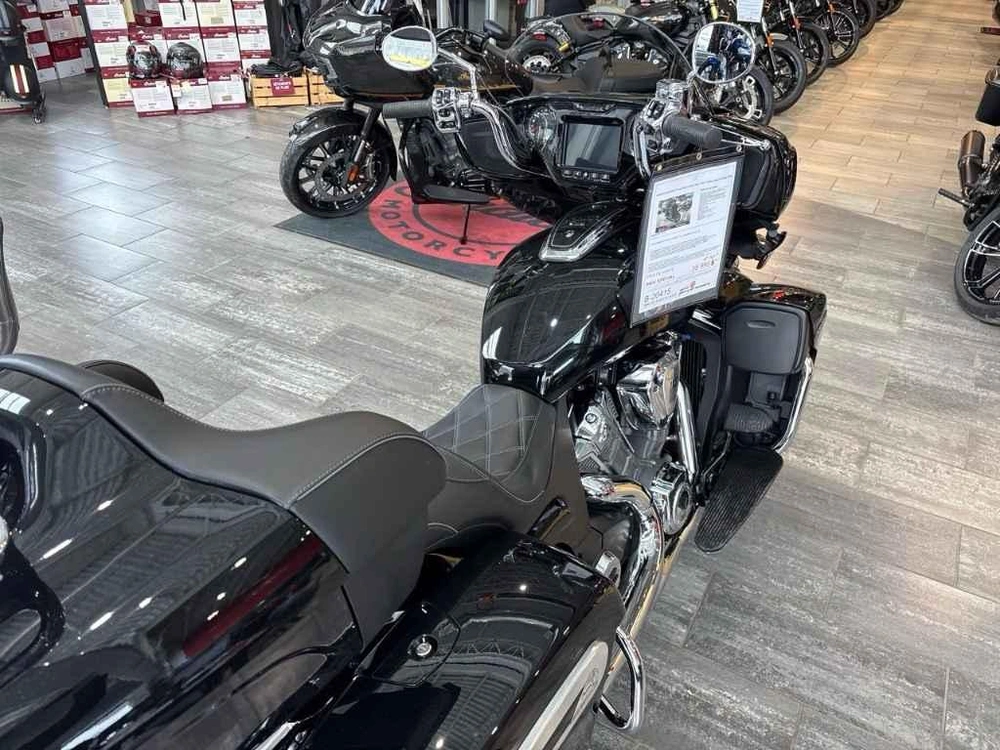 2025 Indian Motorcycle Roadmaster Powerplus Limited With 112ci + Rider Assist Package alt