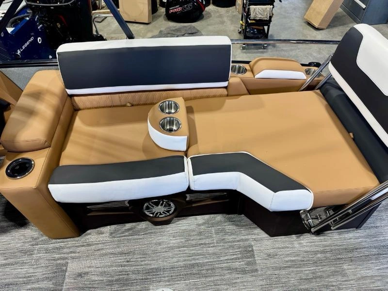 2026 Avalon Catalina Quad Lounger 23 Pieds alt