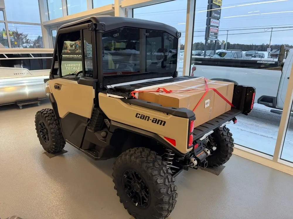 Can-am Defender Limited Cab Hd11 2026 alt