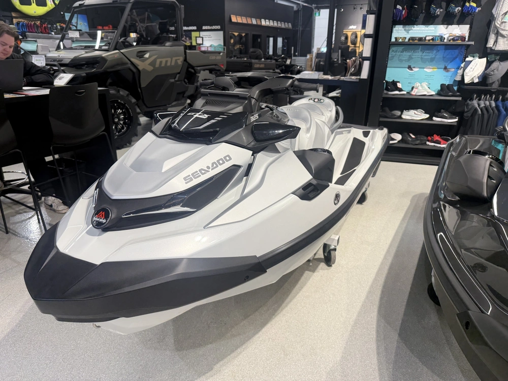 2025 Sea-doo Gtx Limited 325 26sf alt