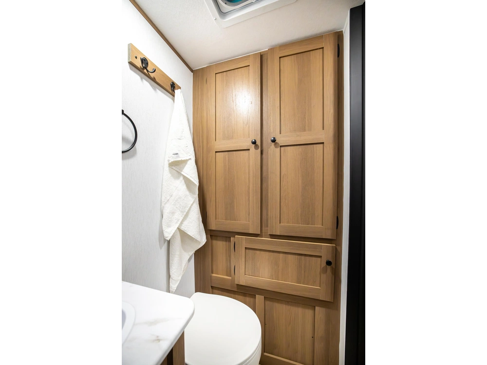 2026 Apex 187 Rb alt