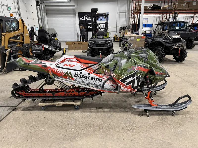 2026 Ski-doo Summit X Expert 154 850 Etec Tgtm alt