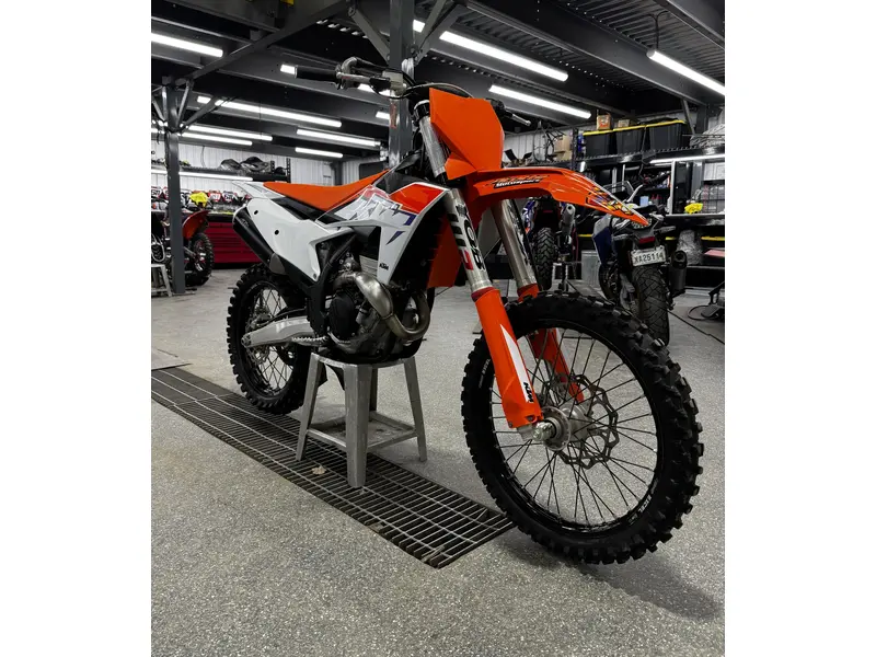 2023 KTM 350 SX-F thumbnail 9