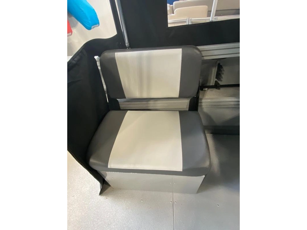 2026 Smoker-craft 18 Phantom X2 alt