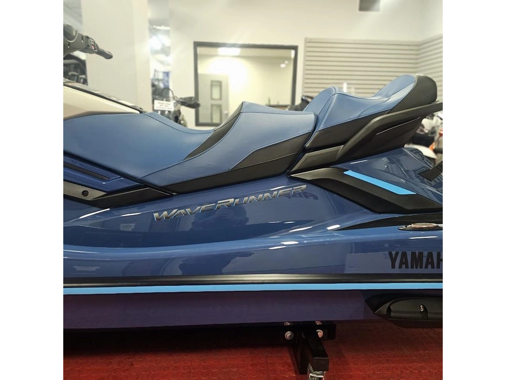 2025 Yamaha Fx Limited Svho alt