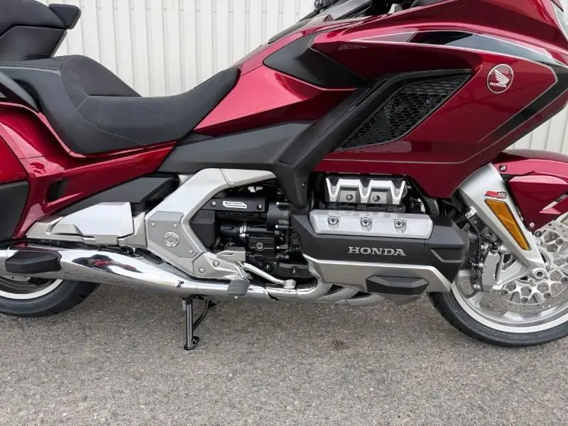 2026 Honda Gold wing Tour DCT Airbag thumbnail 5
