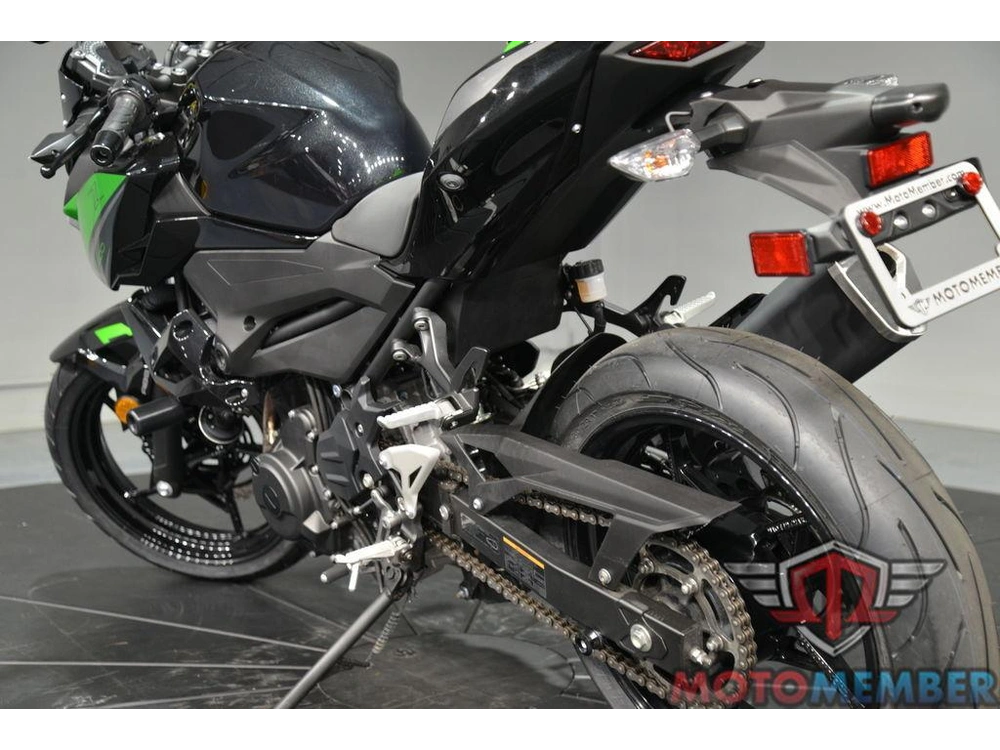 2022 Kawasaki Z400 Abs alt