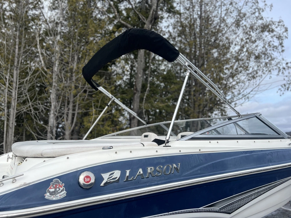 Larson Lx1850 2011 alt
