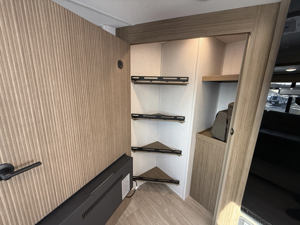 2026 Salem 25ice alt