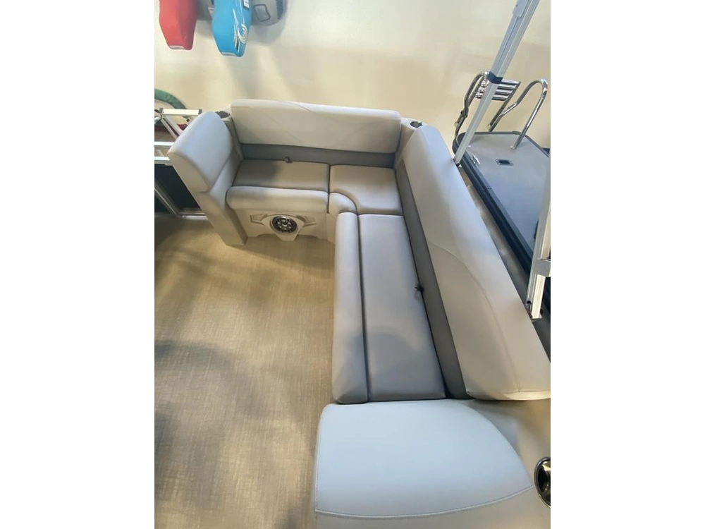 2023 Legend Boats Q-series Le 19 Cruise alt