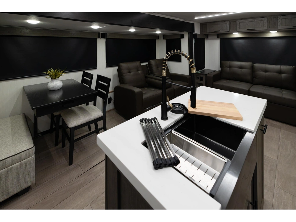 Alpha Wolf 26rl 2026 alt