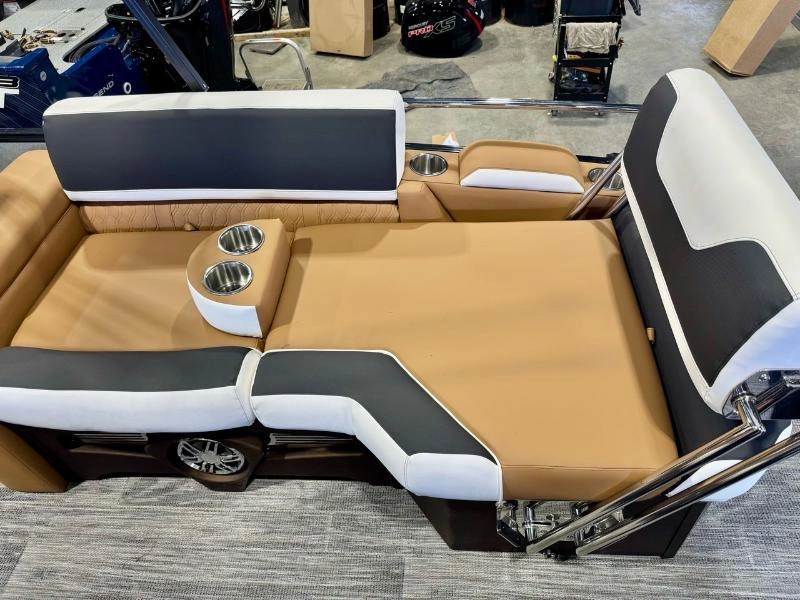 2026 Avalon Catalina Quad Lounger 23 Pieds alt