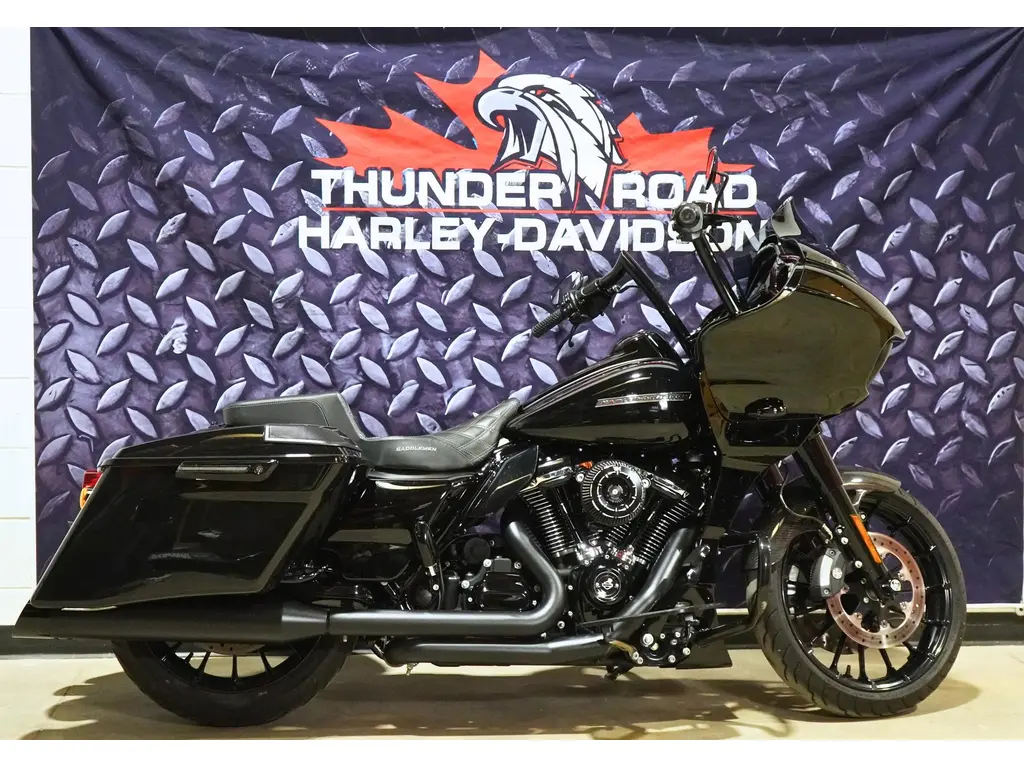 2018 Harley-Davidson 124 FLTRXS ROAD GLIDE SPECIAL