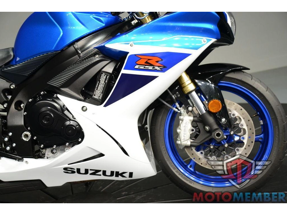 2024 Suzuki Gsx-r750z alt