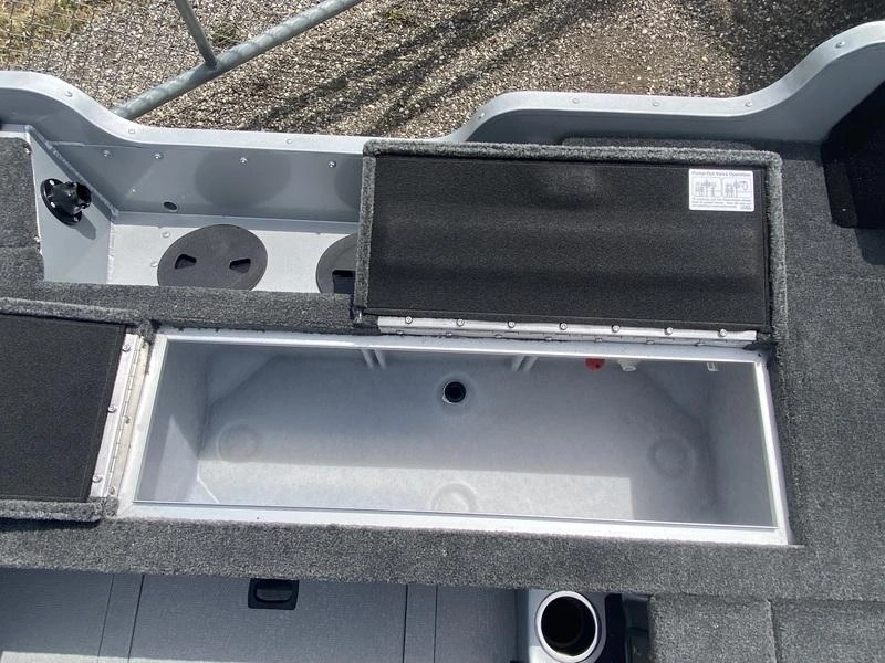 2025 Smoker-craft Adventurer 188 T alt