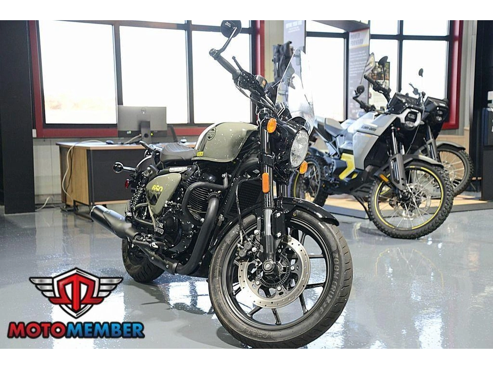 2024 Royal Enfield Shotgun 650 Drill Green alt