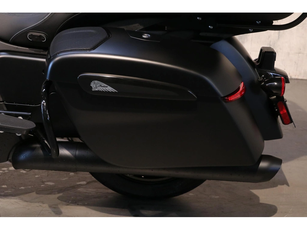 2026 Indian Motorcycle Pursuit Dark Horse 112 & Powerband Audio alt