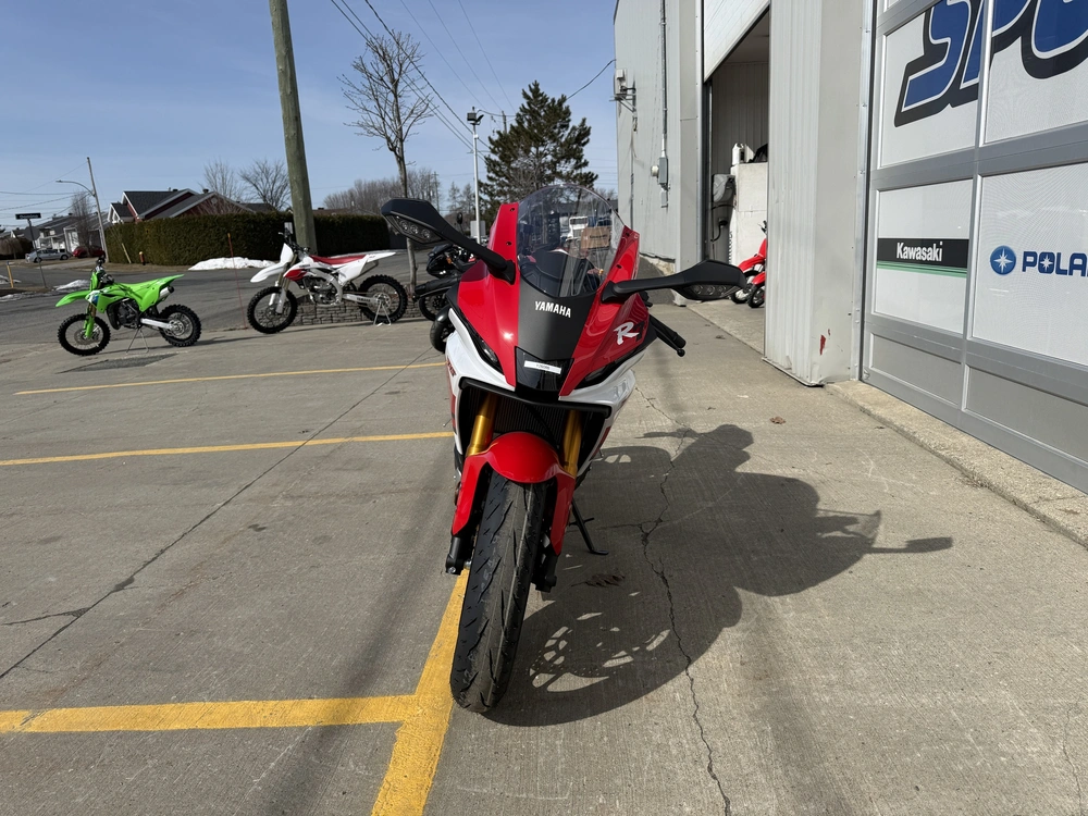 Yamaha Yzf-r7 70e Anniversaire 2026 alt