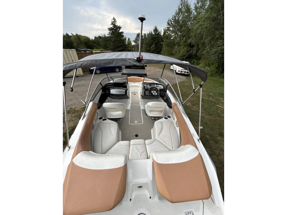 2010 Sea-doo Challenger alt