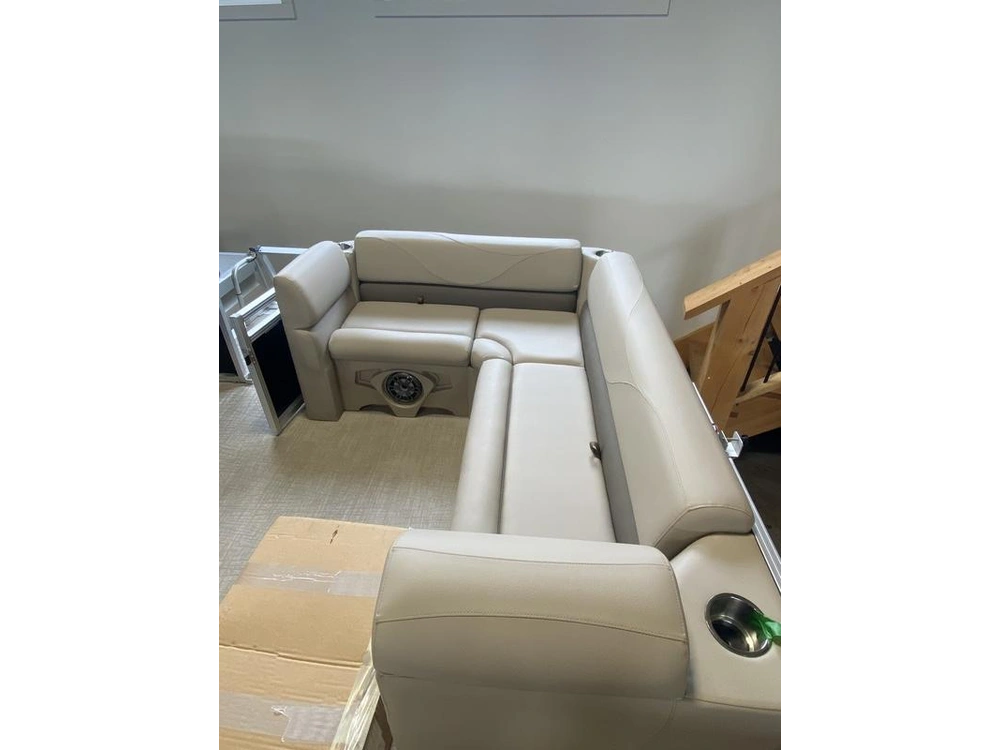 2023 Legend Boats Q-series Le 19 Cruise alt