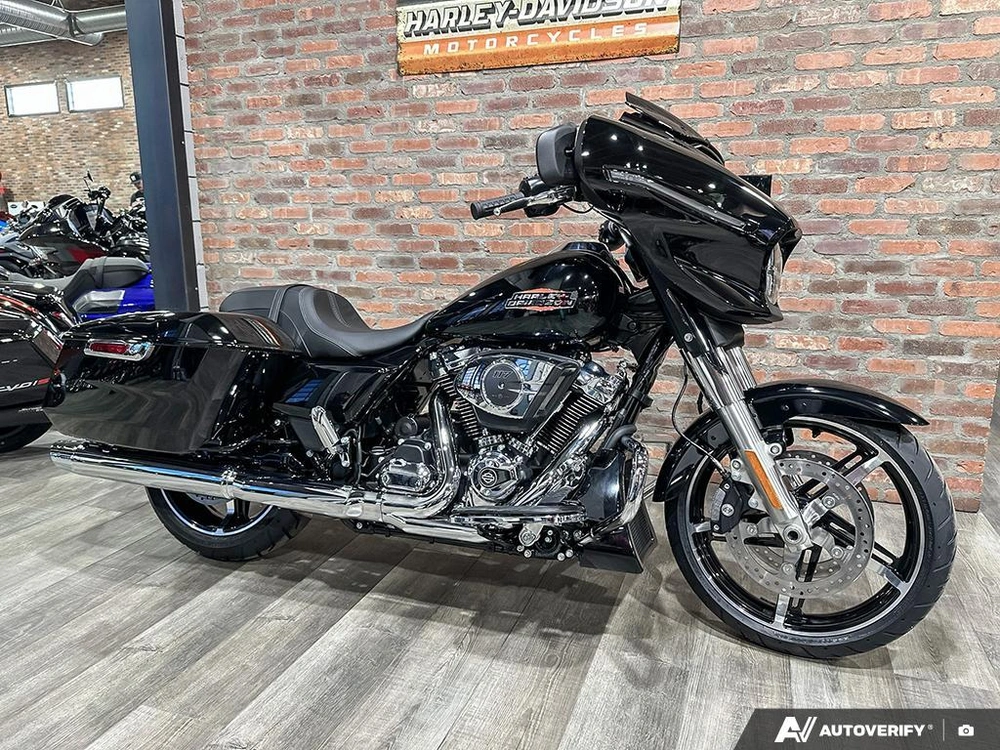 2026 Harley-davidson Street Glide alt