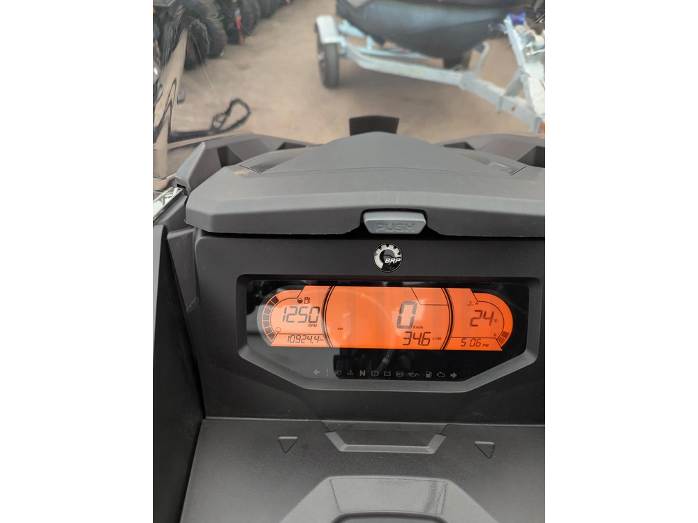 2024 Ski-doo Mxzx600 137 10924 Km's Warranty alt