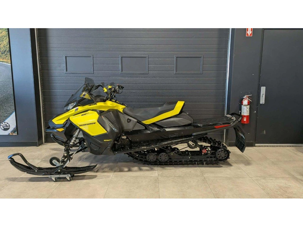 Ski-doo Renegade Adrenaline 900 Used 2021 alt